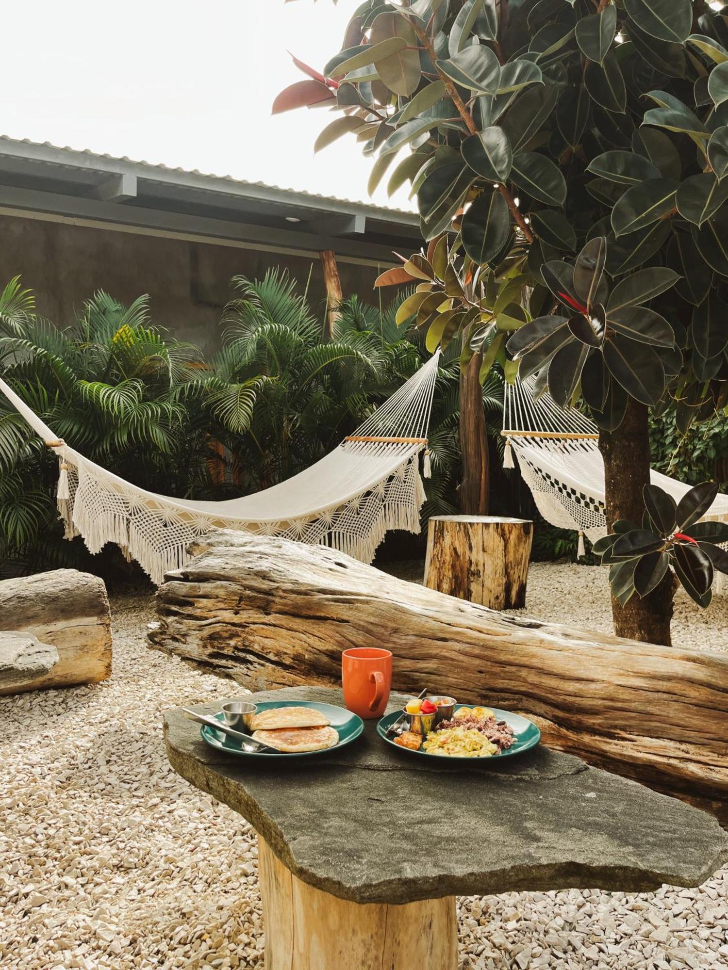 Tukasa - Surfhouse Popoyo Hotell Exteriör bild